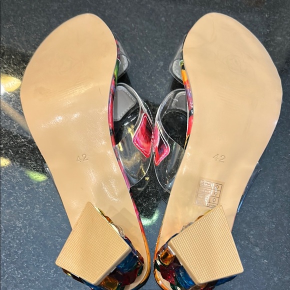 Vibrant Red and Pink Mules with Chunky Heel - Picture 4 of 6